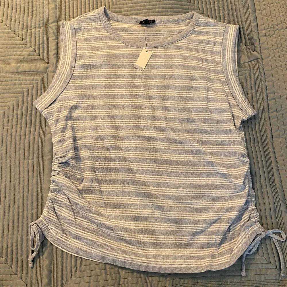 NWT Talbots Blue and White Striped Sleeveless LP Top and L Shorts Set